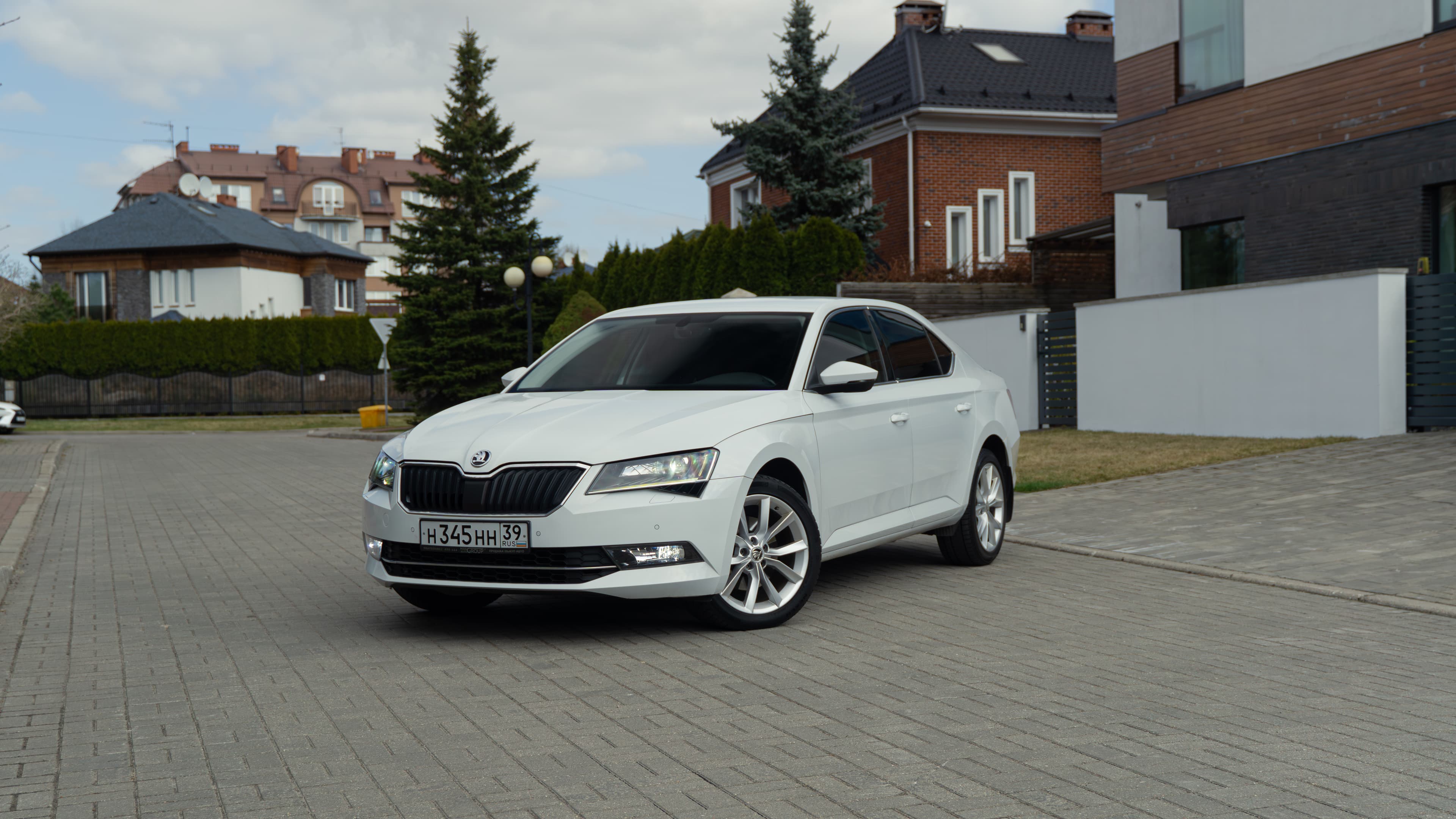 Skoda Superb 