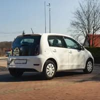 Volkswagen UP  6