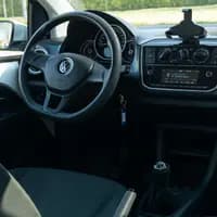 Volkswagen UP  7