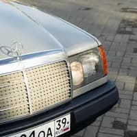 Mercedes-Benz 124  6