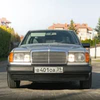 Mercedes-Benz 124  3