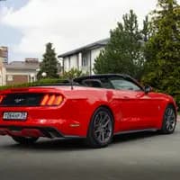 Ford MUSTANG  6